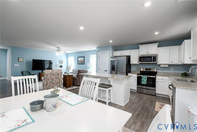 10312 Sun Ridge Ln, Richmond, VA 23236