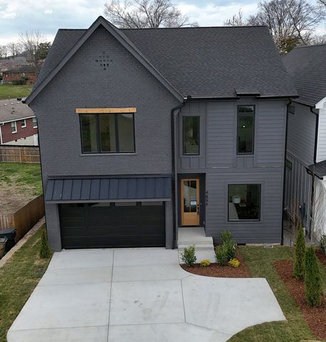 489A Sunliner Dr, Nashville, TN 37209