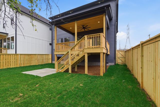 489A Sunliner Dr, Nashville, TN 37209