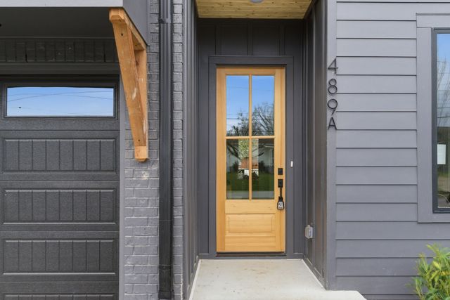 489A Sunliner Dr, Nashville, TN 37209