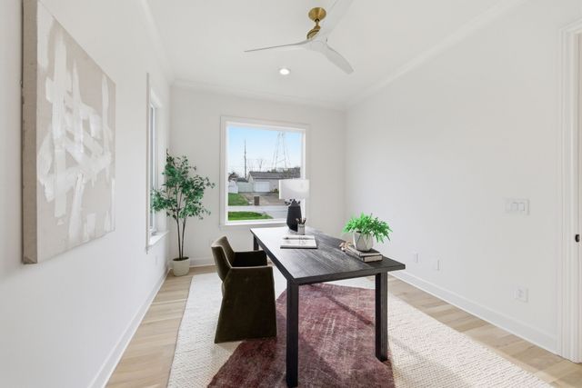 489A Sunliner Dr, Nashville, TN 37209