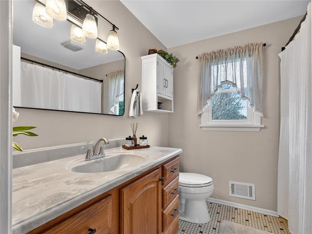 592 North Greece Road, Greece, NY 14468