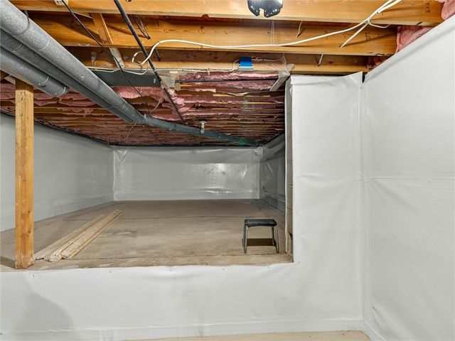 592 North Greece Road, Greece, NY 14468