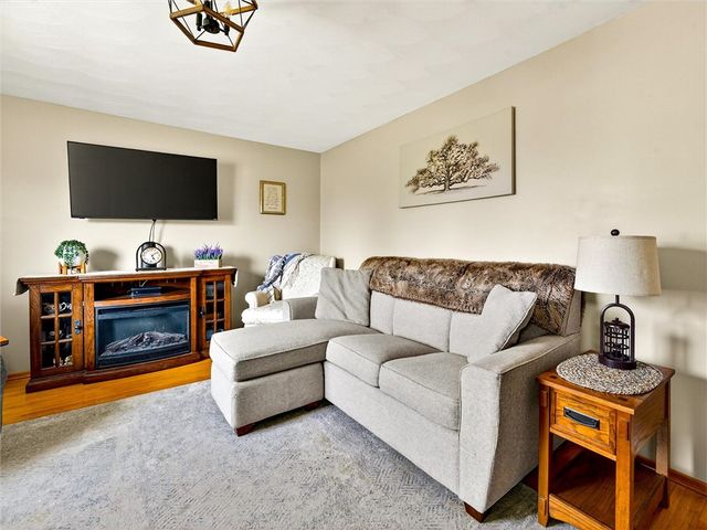 592 North Greece Road, Greece, NY 14468