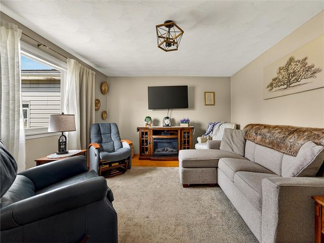 592 North Greece Road, Greece, NY 14468