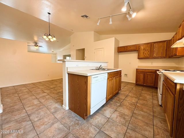 8062 N 109TH Drive, Peoria, AZ 85345
