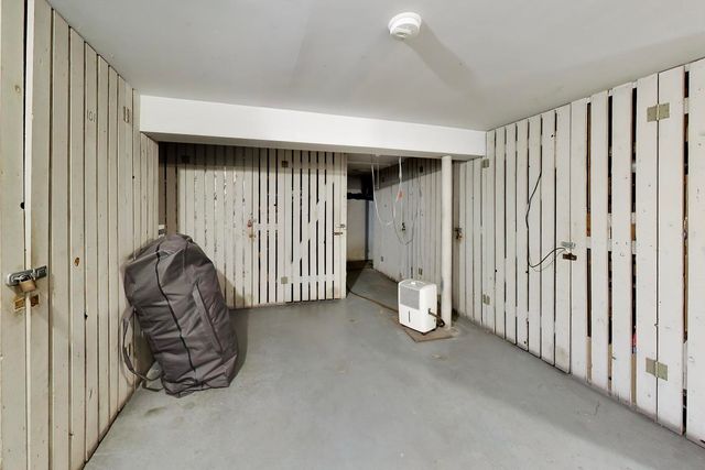1125 W Lunt Avenue 203, Chicago, IL 60626