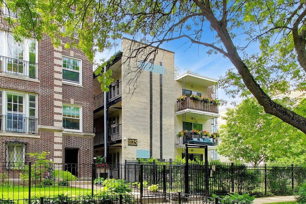 1125 W Lunt Avenue 203, Chicago, IL 60626