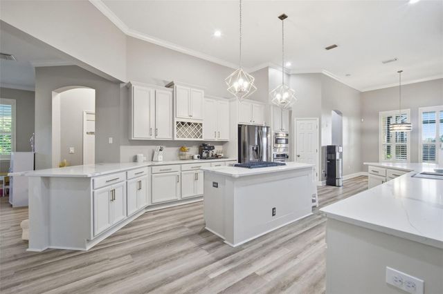 19739 PRINCE BENJAMIN DRIVE, Lutz, FL 33549