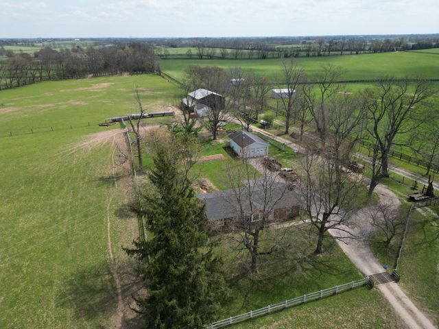1116 Hedden Road, Versailles, KY 40383