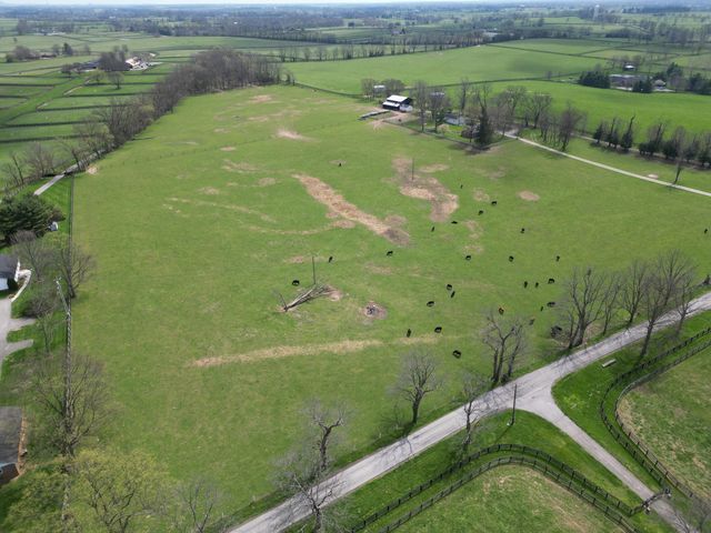 1116 Hedden Road, Versailles, KY 40383