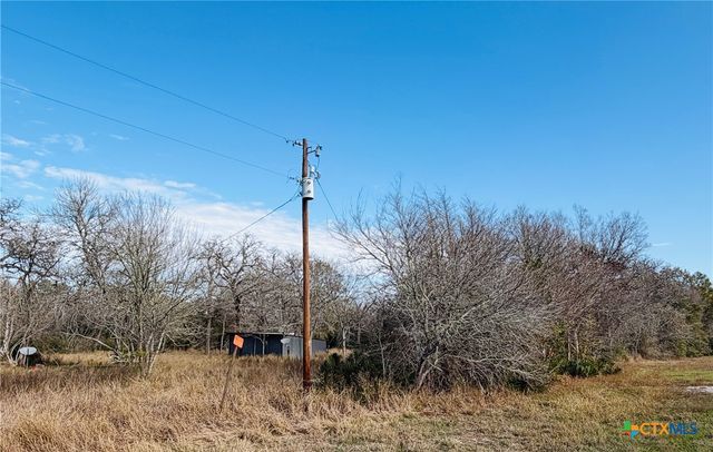 10102 US Highway 90a, Hallettsville, TX 77964