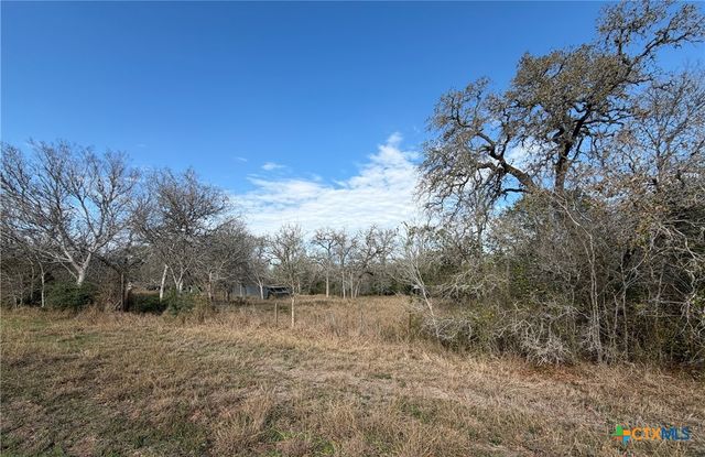 10102 US Highway 90a, Hallettsville, TX 77964