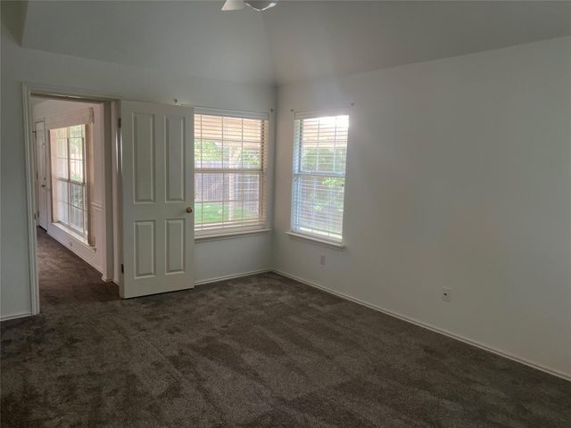 209 Bryce Canyon DR, Cedar Park, TX 78613