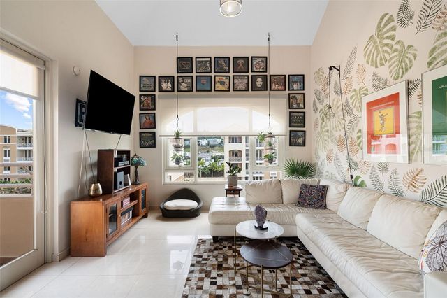 1 PALMA REAL AVE. 2 A6, Guaynabo, PR 00969