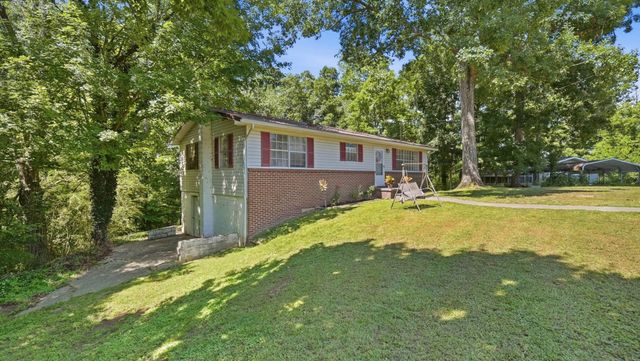 2462 Oak Circle, SW, Cleveland, TN 37311