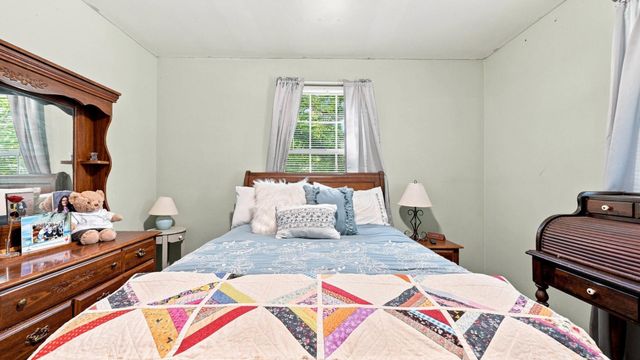 2462 Oak Circle, SW, Cleveland, TN 37311
