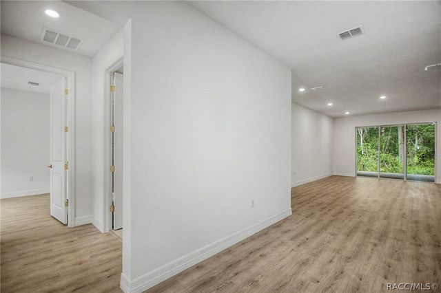 400 N Nashville Avenue, Hernando, FL 34442