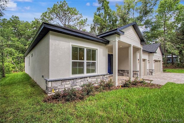 400 N Nashville Avenue, Hernando, FL 34442