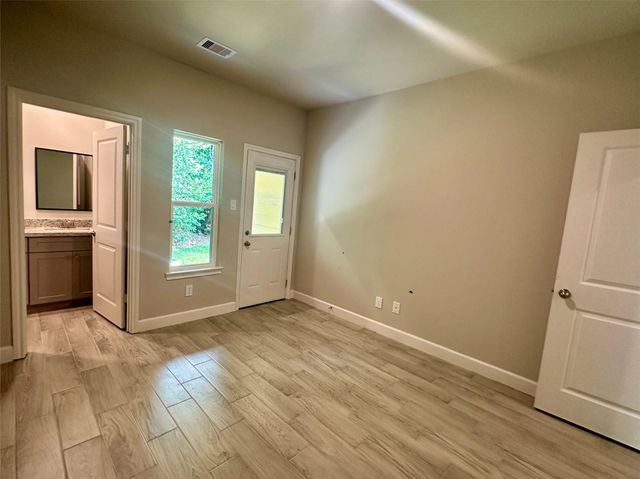 104 Turner Drive A, Willis, TX 77378