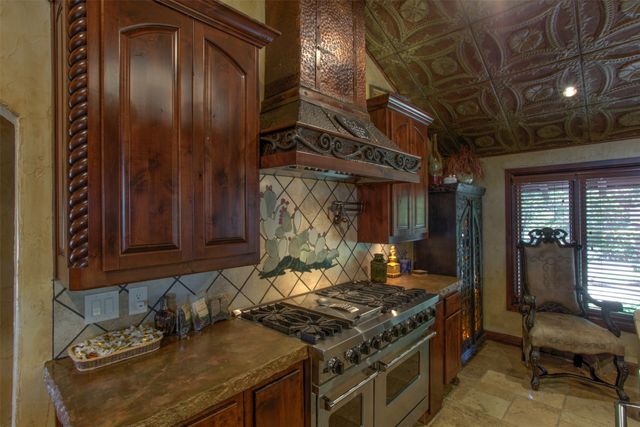 8935 Dickson Road, Fort Worth, TX 76179