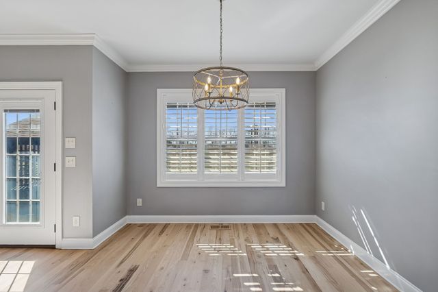 348 W Lee Etta Dr, Gallatin, TN 37066