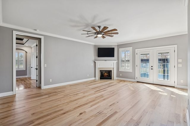 348 W Lee Etta Dr, Gallatin, TN 37066