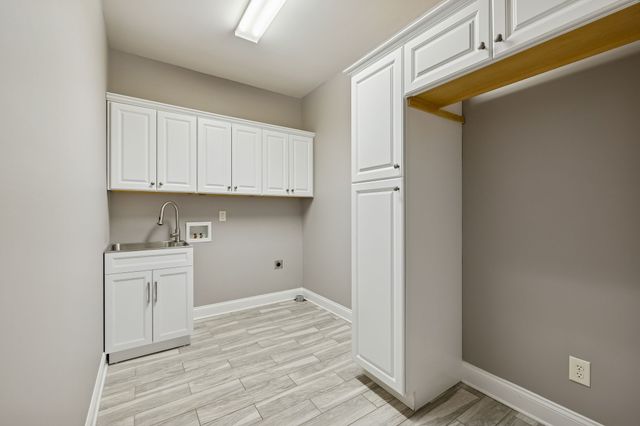 348 W Lee Etta Dr, Gallatin, TN 37066