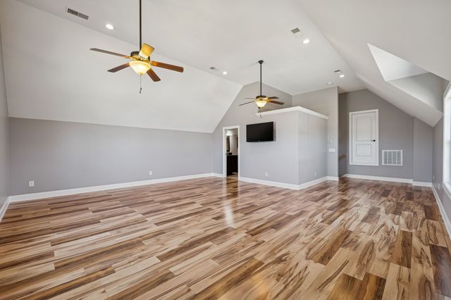 348 W Lee Etta Dr, Gallatin, TN 37066