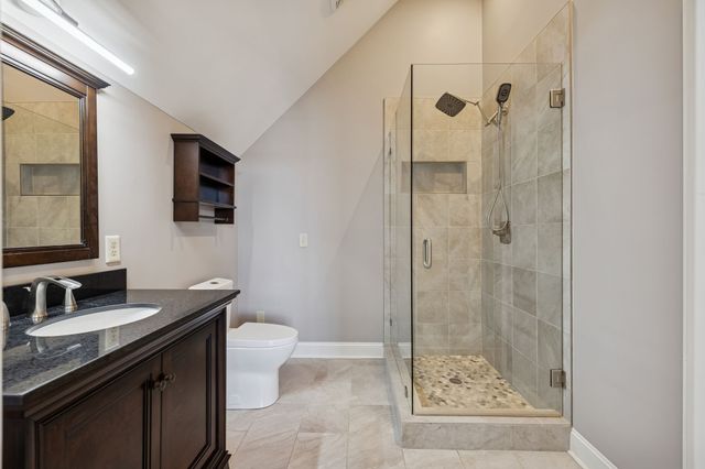 348 W Lee Etta Dr, Gallatin, TN 37066