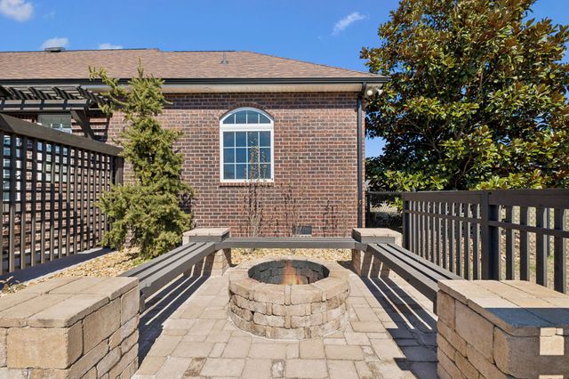 348 W Lee Etta Dr, Gallatin, TN 37066