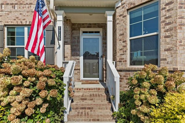 7715 Tiberon Parkway, Cumming, GA 30028