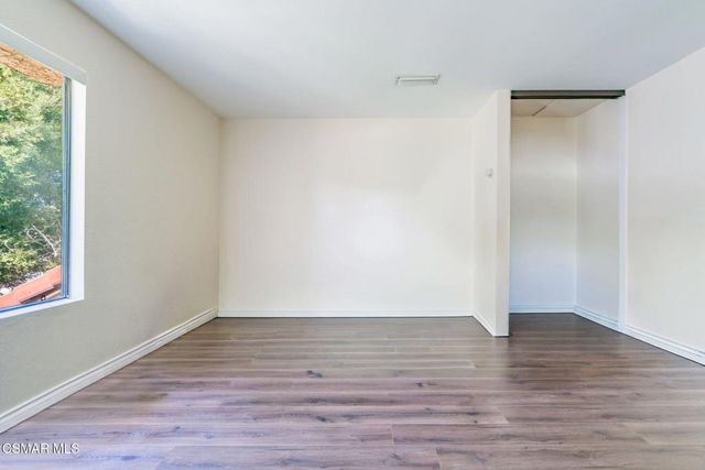 5213 Huntley Street 45, Simi Valley, CA 93063