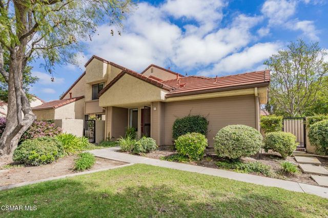 5213 Huntley Street 45, Simi Valley, CA 93063