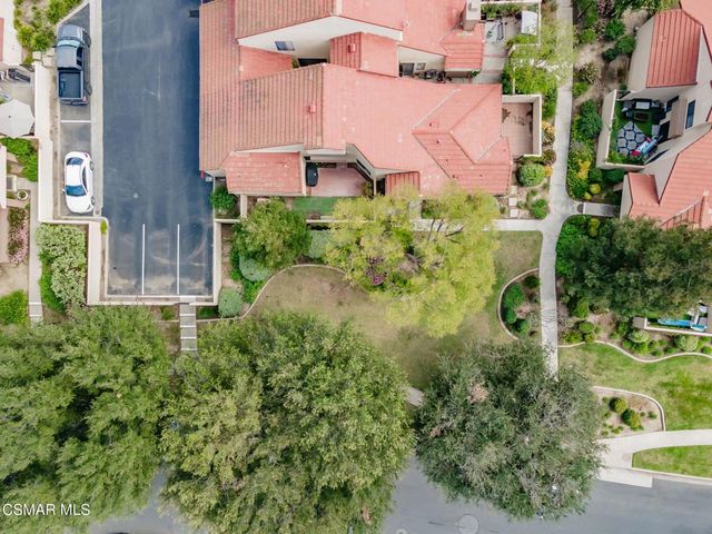 5213 Huntley Street 45, Simi Valley, CA 93063