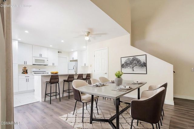 5213 Huntley Street 45, Simi Valley, CA 93063