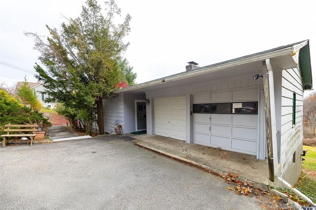 21 N Gate Road, Carmel, NY 10512