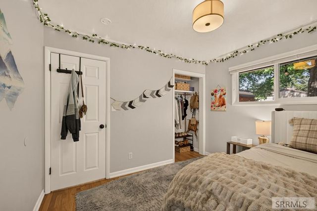992 Redwood Street, Idaho Falls, ID 83401