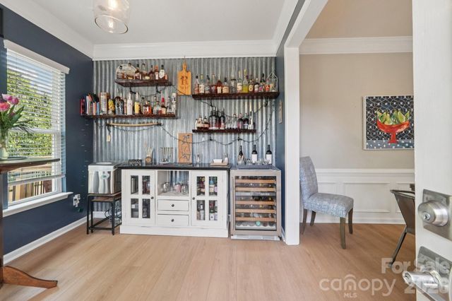 4818 Fonthill Lane, Charlotte, NC 28210