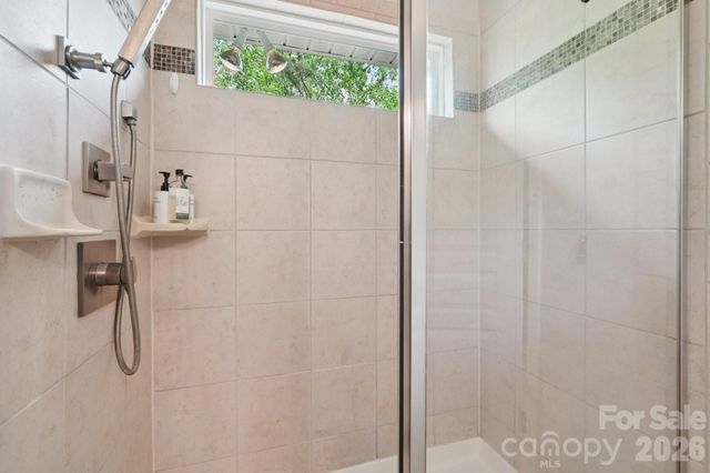 4818 Fonthill Lane, Charlotte, NC 28210