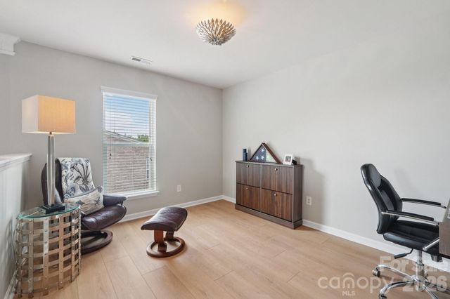 4818 Fonthill Lane, Charlotte, NC 28210