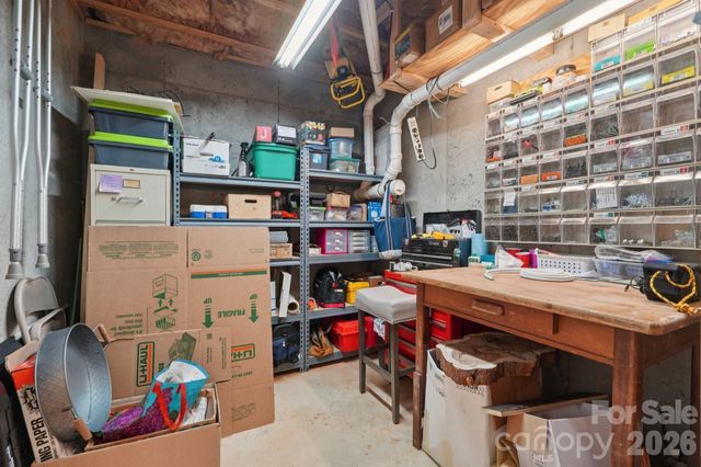 4818 Fonthill Lane, Charlotte, NC 28210