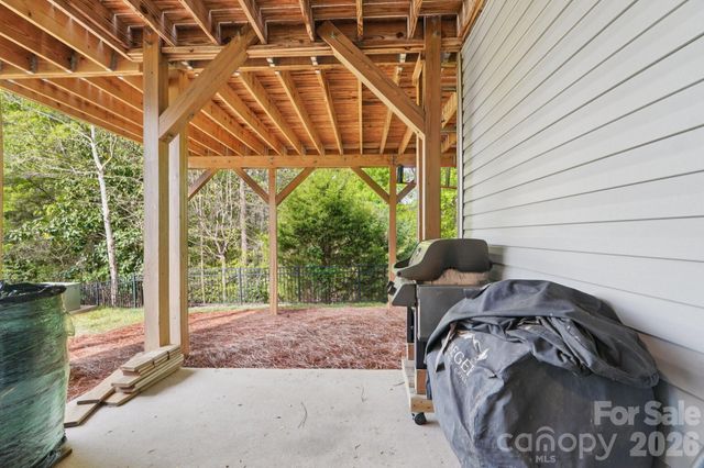 4818 Fonthill Lane, Charlotte, NC 28210