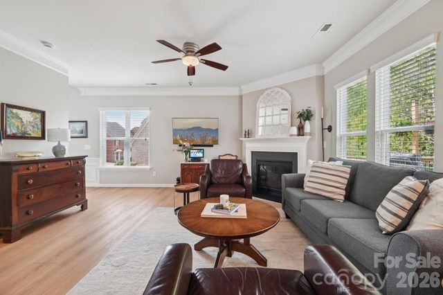 4818 Fonthill Lane, Charlotte, NC 28210