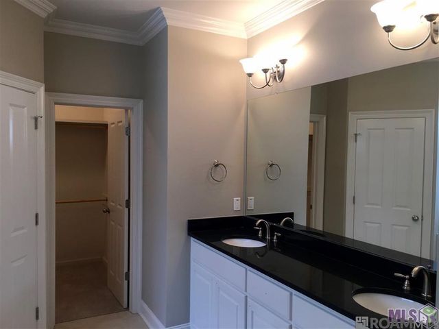 3143 Cypress View Ln, Baton Rouge, LA 70810