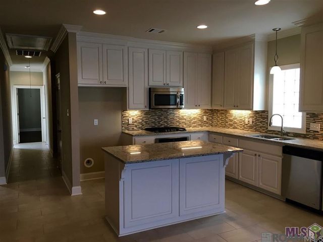 3143 Cypress View Ln, Baton Rouge, LA 70810