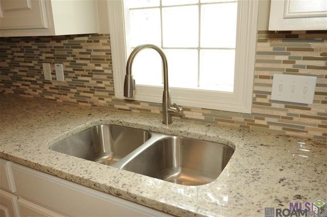 3143 Cypress View Ln, Baton Rouge, LA 70810