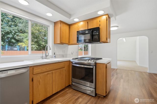 10700 SE 16th Street, Vancouver, WA 98664