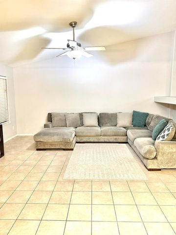 3501 Carson Avenue, Clovis, CA 93611