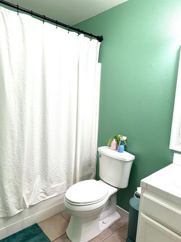 3501 Carson Avenue, Clovis, CA 93611
